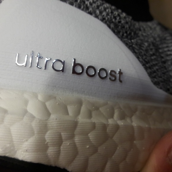 Adidas Ultra Boost 4.0 laceless - Picture 4 of 4